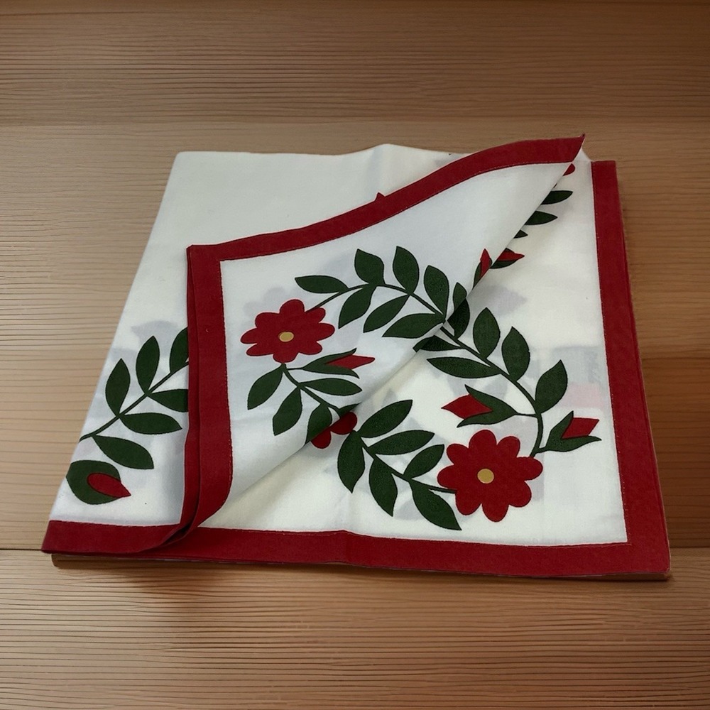 Noble‎ Excellence 12 Table Napkins 19"x19" Ivory w|Red-Green Floral Beautiful!